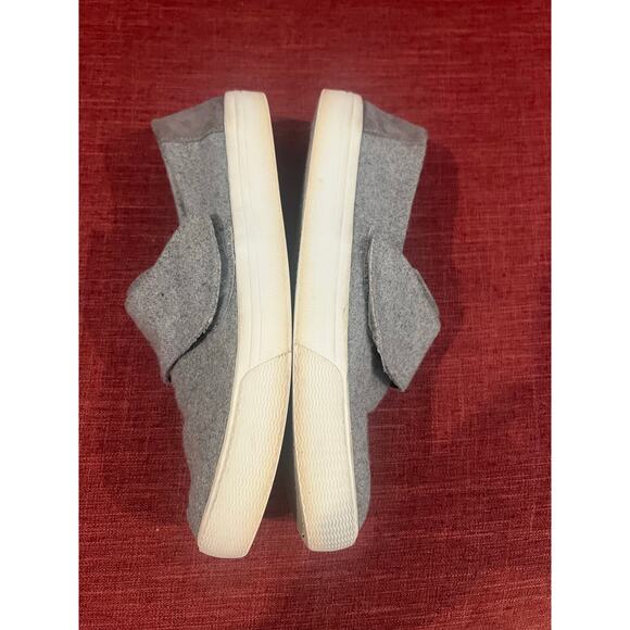 TOMS Altair Light Gray Wool Felt Slip On Sneaker Shoes Size 8 - Picture 6 of 12